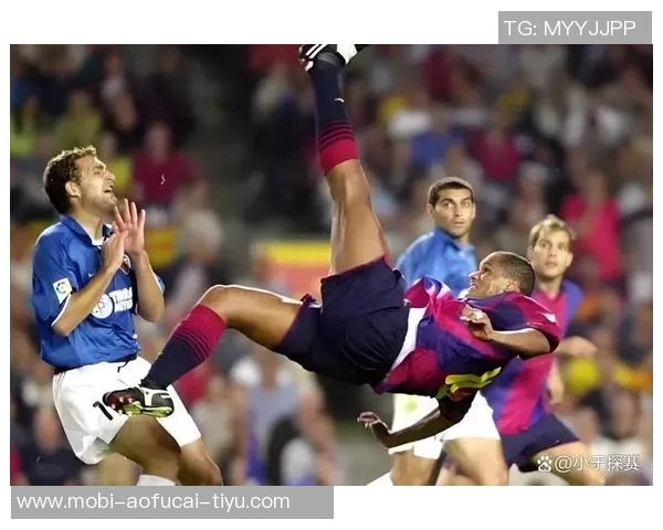 特狮重返巴萨训练展现坚定意愿仍希望继续留队为球队贡献力量